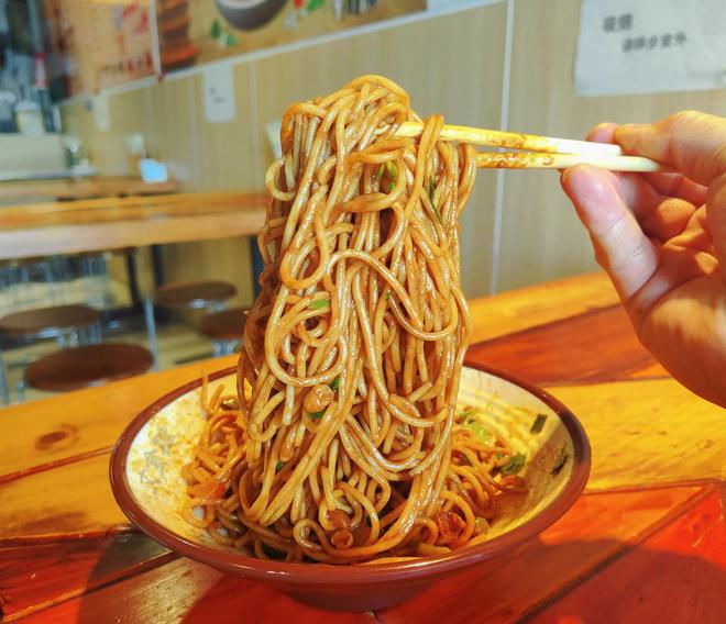 开云kaiyun官方网站保定美食十大排行榜文食肆热干面上榜看看有没有你爱吃的？(图3)