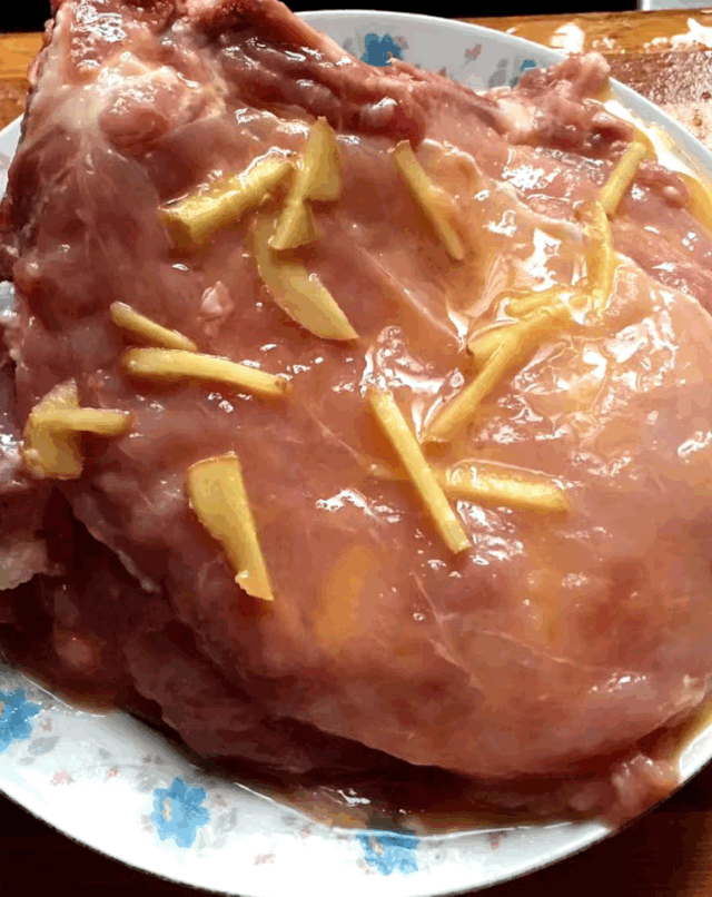 kaiyun官网当“下馆子”变“进厨房”漕河泾小区开设“美食云课堂”在线教厨艺(图3)