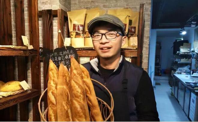 kaiyun浙大学霸黄晓斌：“本硕连读”7年医学院毕业却去卖面包(图5)