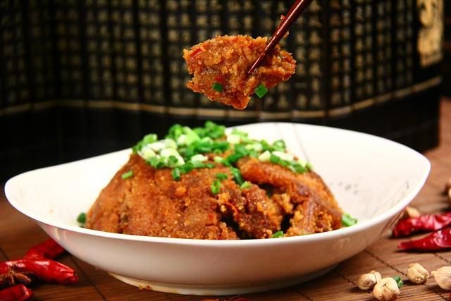 粉蒸肉：软糯香滑舌尖上的传统美味kaiyun(图5)