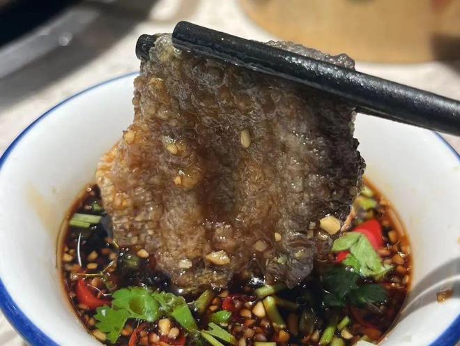 kaiyun这么做鱼的人是天才！每片都是高蛋白入口香酥薄脆秒秒钟就炫光！(图5)