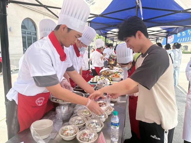 我校商务旅游学院烹饪技能大赛圆满收官(图2)