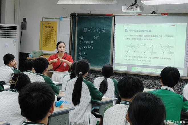 经常下厨给学生做火锅的“曹婆婆”你太“辣”了！(图3)