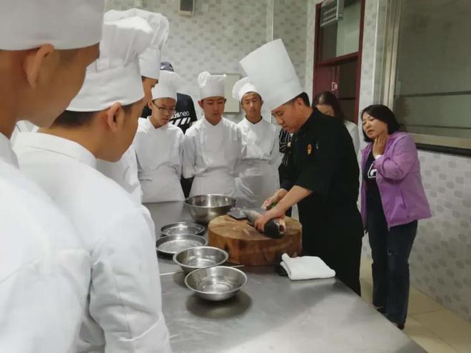 延庆“三尺灶台”上的“掌勺人”(图2)