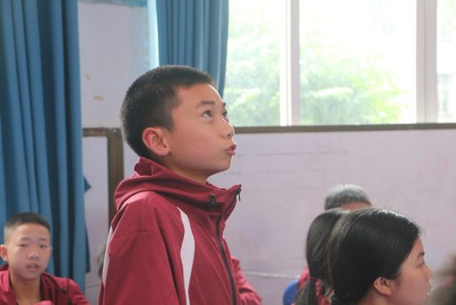 宜宾市南溪区桂溪中学开展“宜宾燃面”非遗文化体验课堂(图2)