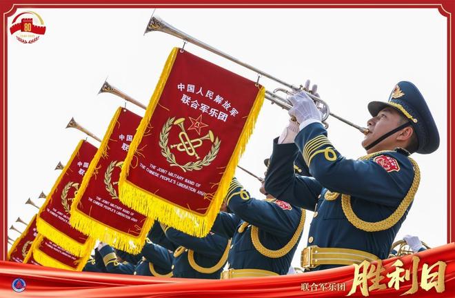 霍震霆与儿子们齐聚北京观看阅兵霍启刚发长文：强大的军队向世界展示了我国的底气(图3)