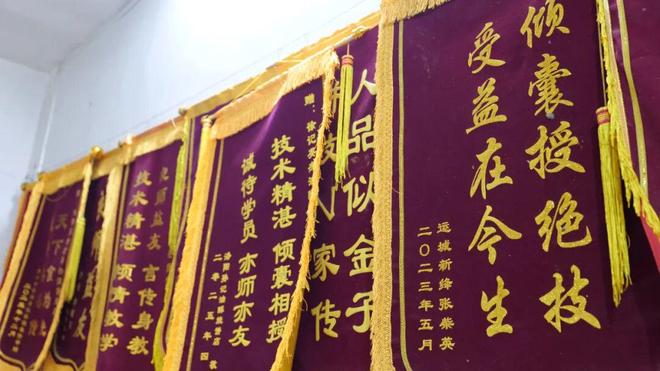 沁阳“烧饼主理人”火了！30+种烧饼全国学员追着学(图6)